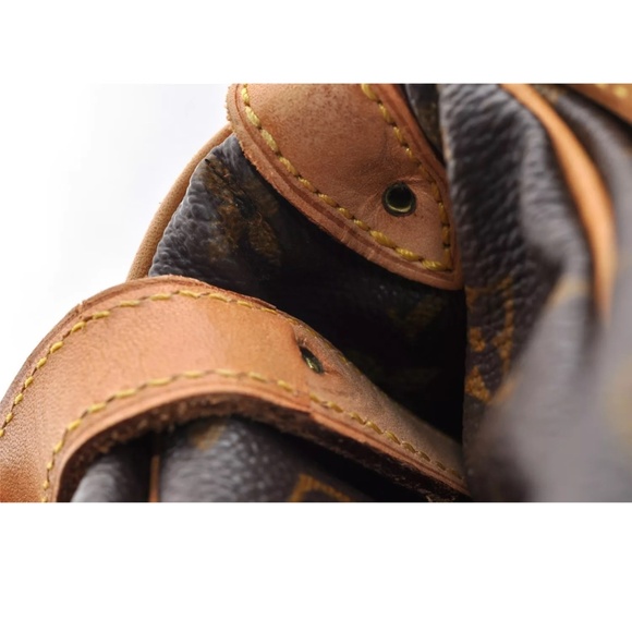 Authentic LV Louis Vuitton Saumur 30 Monogram Canvas Shoulder Crossbody Bag - Picture 15 of 15